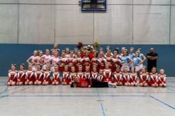 Cats Cheerleader bereit für die Norddeutsche Meisterschaft
